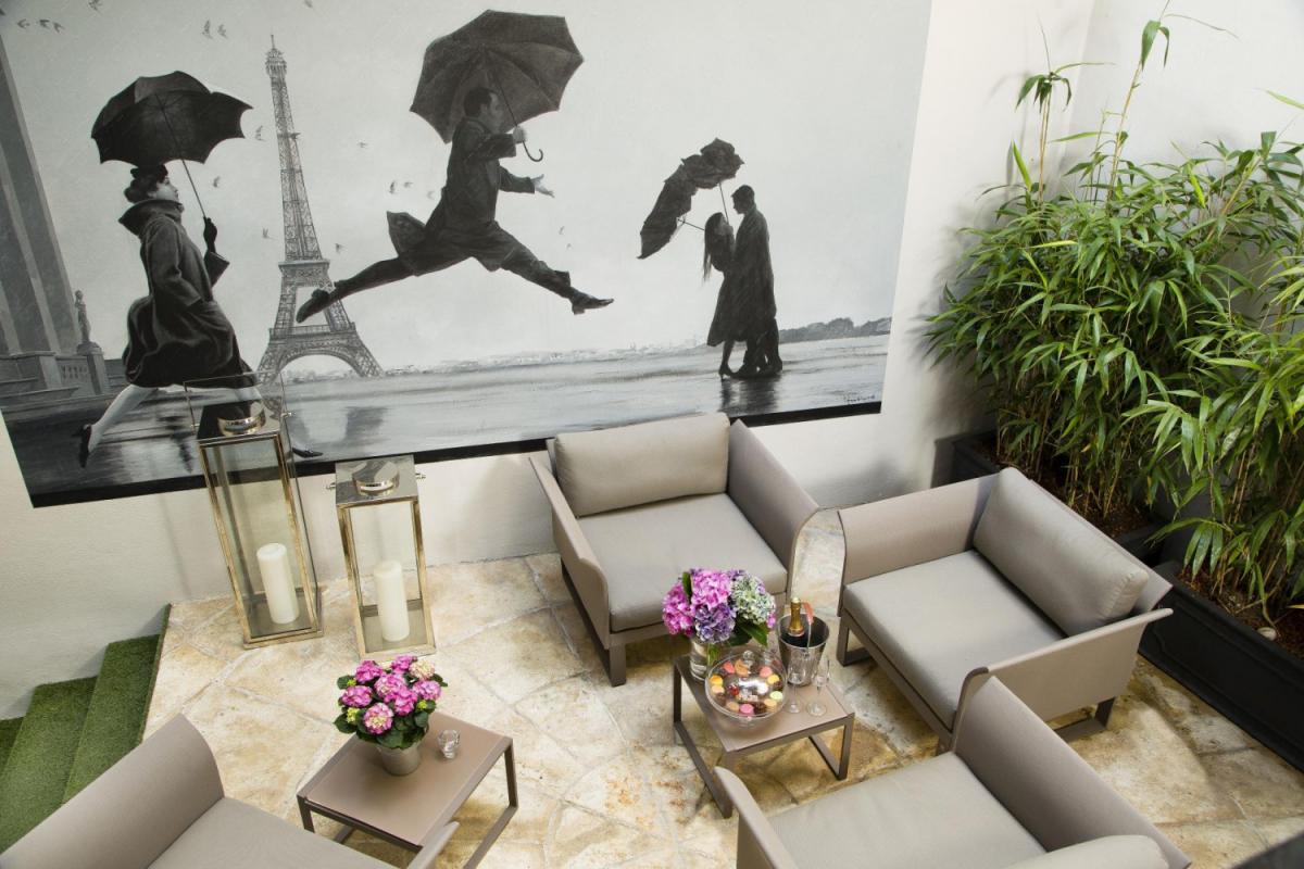 Victoria Palace - Hôtel et services